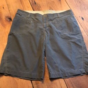 Women’s Kuhn 10 inch Dry Stretch Shorts - size 14